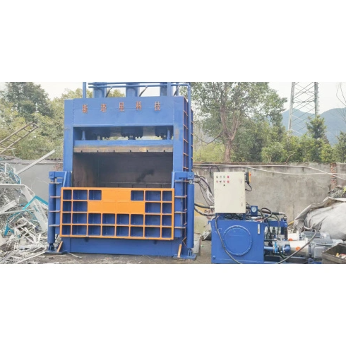 Scrap aluminum baler