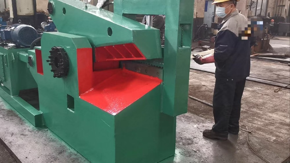 Scrap Metal Shear Alligator Shear scissors production completed, cutting steel plates